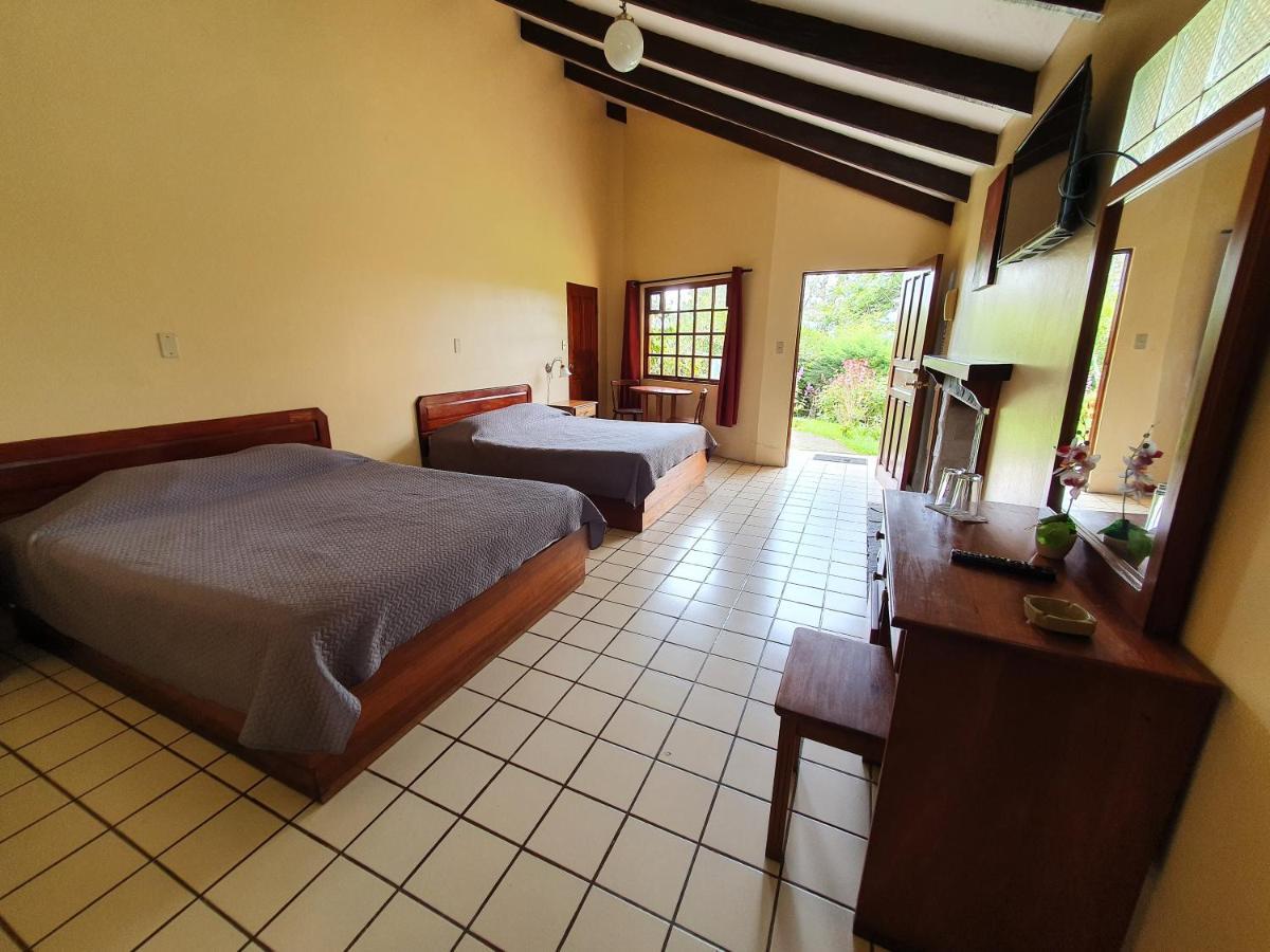 Hotel Villa Zurqui San Isidro  Eksteriør billede