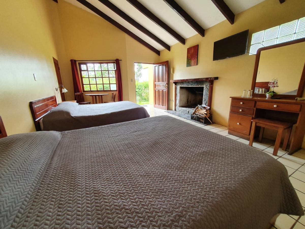 Hotel Villa Zurqui San Isidro  Eksteriør billede
